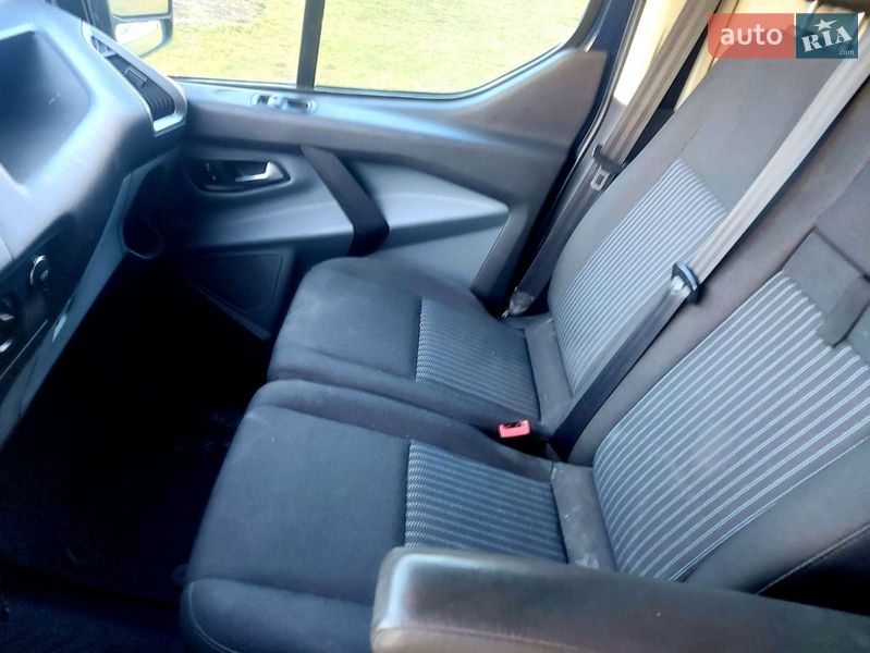 Грузовой фургон Ford Transit Custom 2015 в Львове