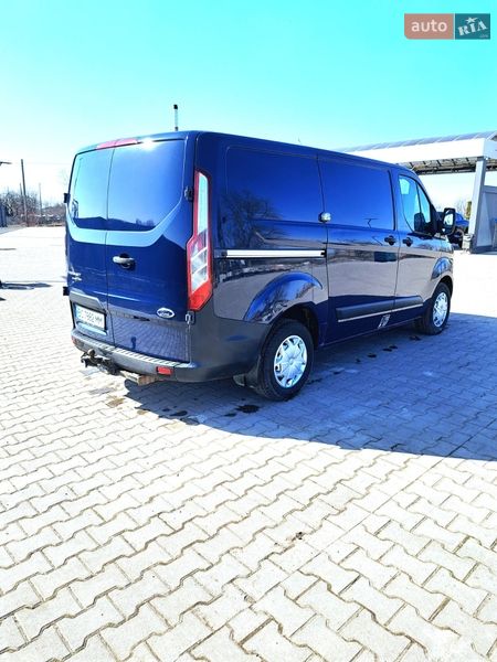 Грузовой фургон Ford Transit Custom 2015 в Львове