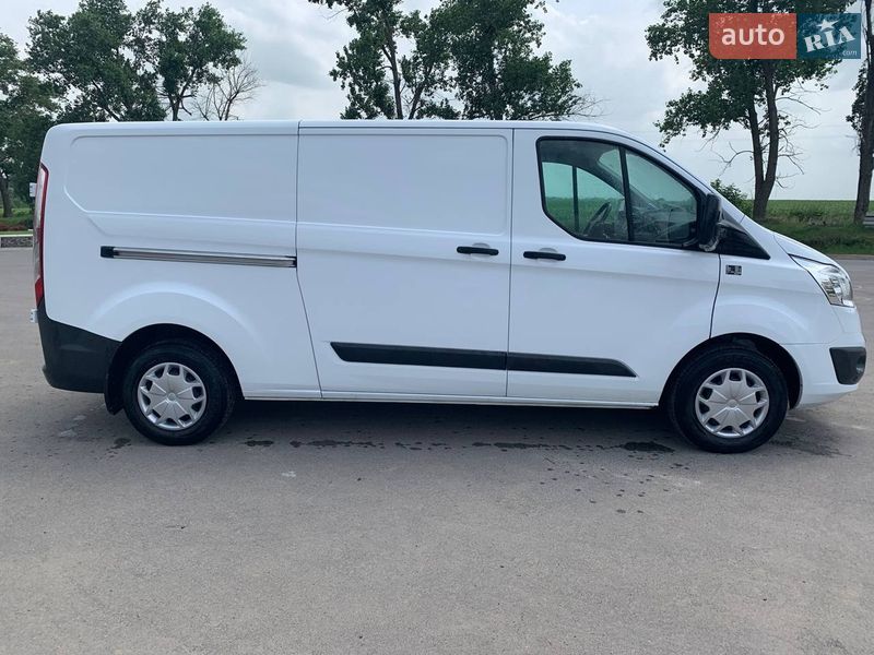 Другие грузовики Ford Transit Custom 2017 в Черновцах