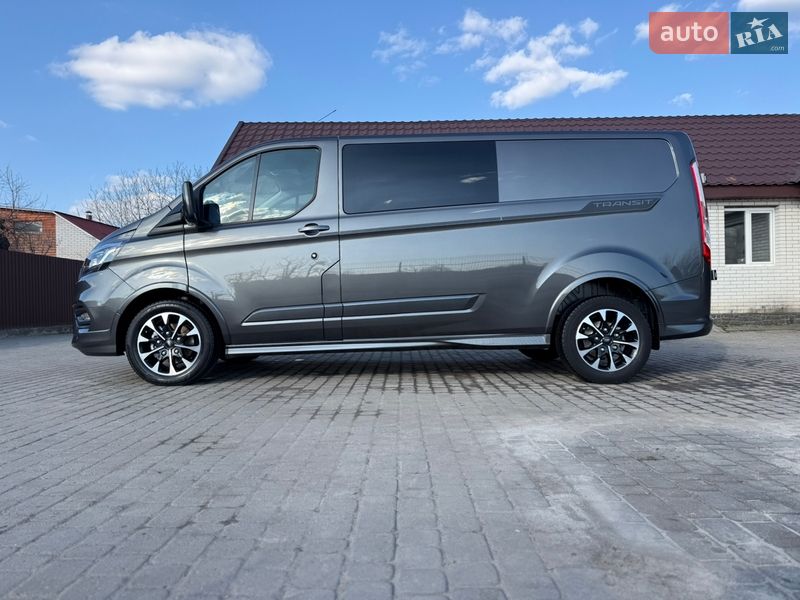 Вантажопасажирський фургон Ford Transit Custom 2020 в Києві