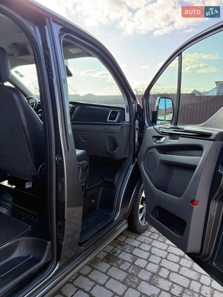 Вантажопасажирський фургон Ford Transit Custom 2020 в Києві