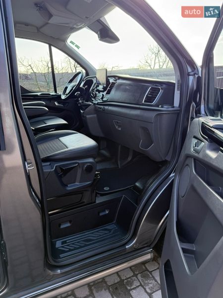 Вантажопасажирський фургон Ford Transit Custom 2020 в Києві