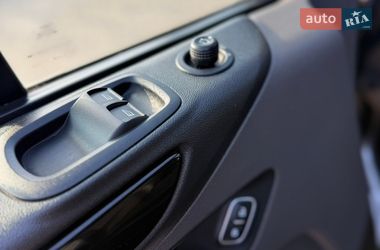 Вантажопасажирський фургон Ford Transit Custom 2020 в Києві