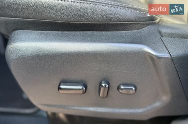 Вантажопасажирський фургон Ford Transit Custom 2020 в Києві