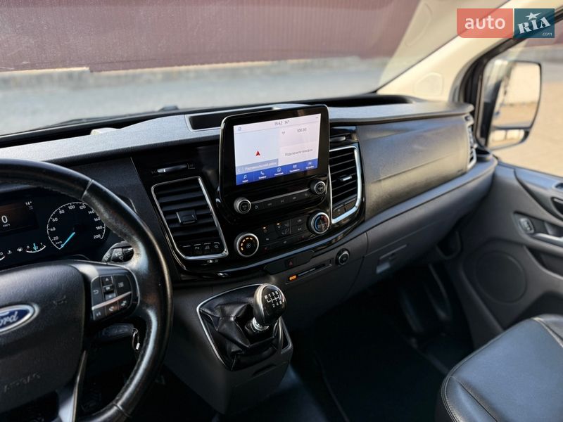 Вантажопасажирський фургон Ford Transit Custom 2020 в Києві