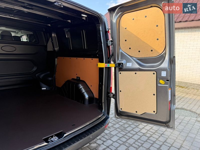 Вантажопасажирський фургон Ford Transit Custom 2020 в Києві