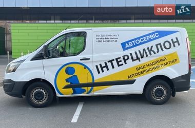 Грузовой фургон Ford Transit Custom 2016 в Киеве