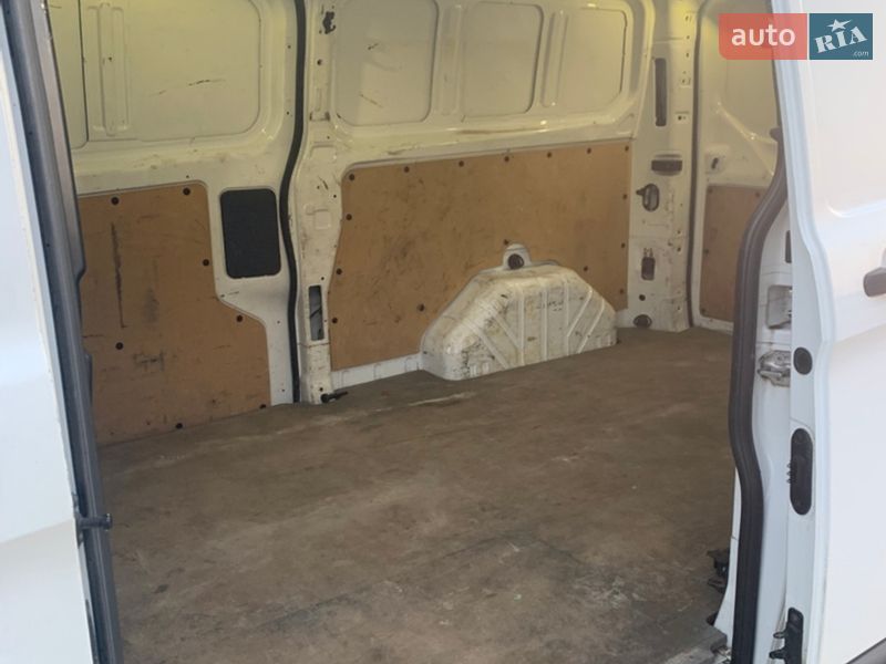 Грузовой фургон Ford Transit Custom 2016 в Вараше