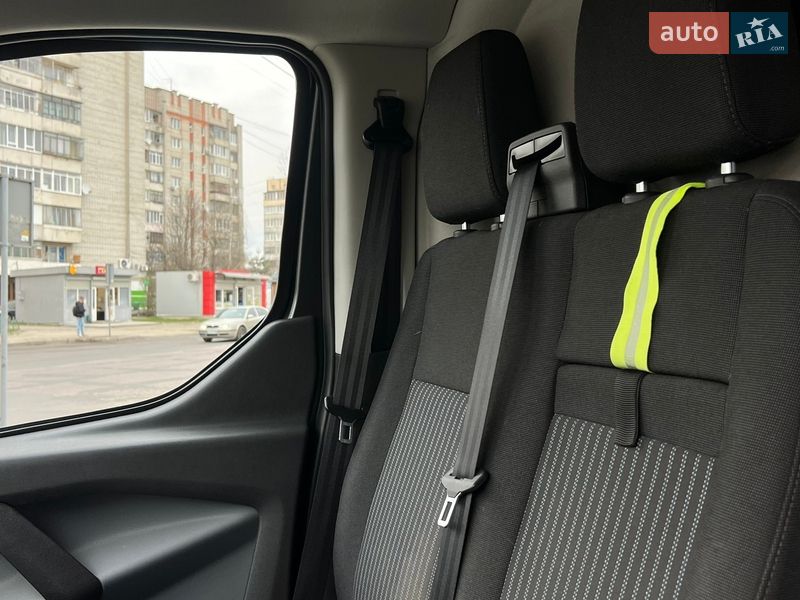 Микроавтобус грузовой (до 3,5т) Ford Transit Custom 2016 в Львове фото 14 Микроавтобус грузовой (до 3,5т) Ford Transit Custom 2016 в Львове