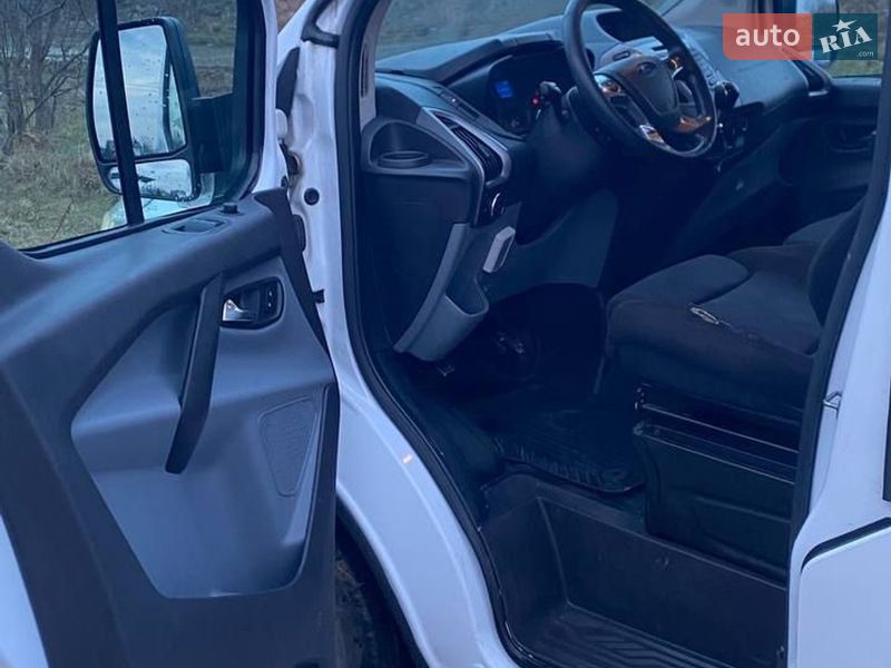 Минивэн Ford Transit Custom 2015 в Ивано-Франковске