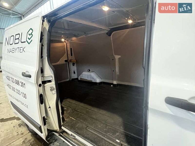 Грузовой фургон Ford Transit Custom 2018 в Киеве фото 15 Грузовой фургон Ford Transit Custom 2018 в Киеве