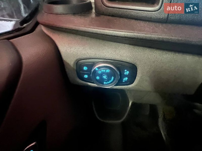 Грузовой фургон Ford Transit Custom 2018 в Киеве фото 26 Грузовой фургон Ford Transit Custom 2018 в Киеве