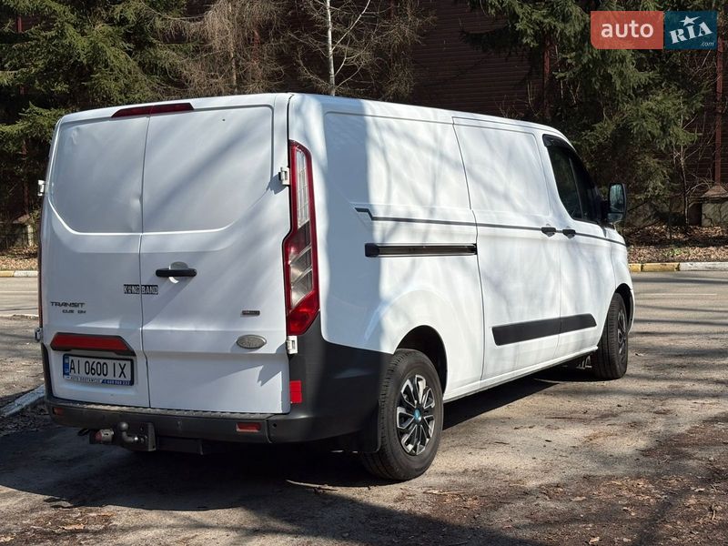 Вантажний фургон Ford Transit Custom 2013 в Бучі