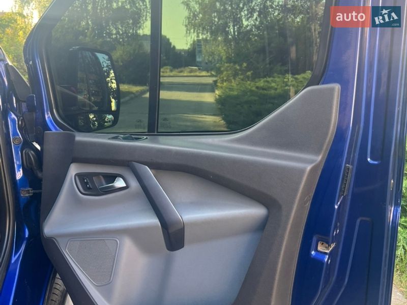 Грузовой фургон Ford Transit Custom 2015 в Марганце