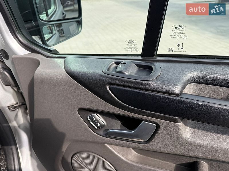 Вантажний фургон Ford Transit Custom 2022 в Виноградові