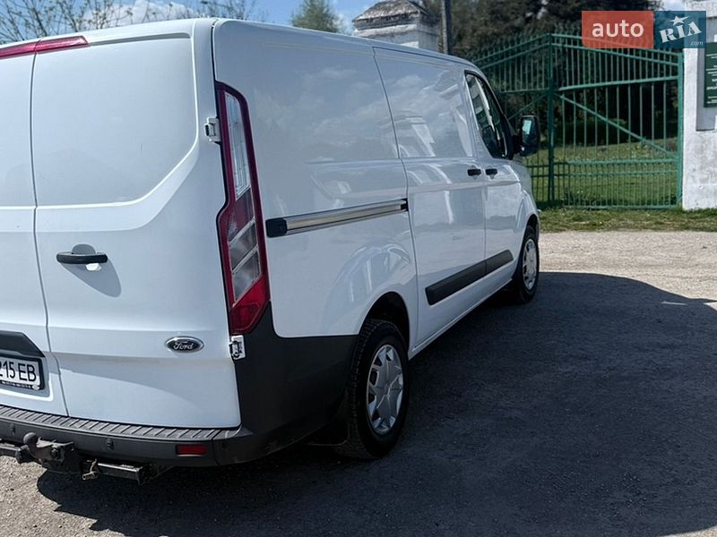 Грузовой фургон Ford Transit Custom 2017 в Хоросткове