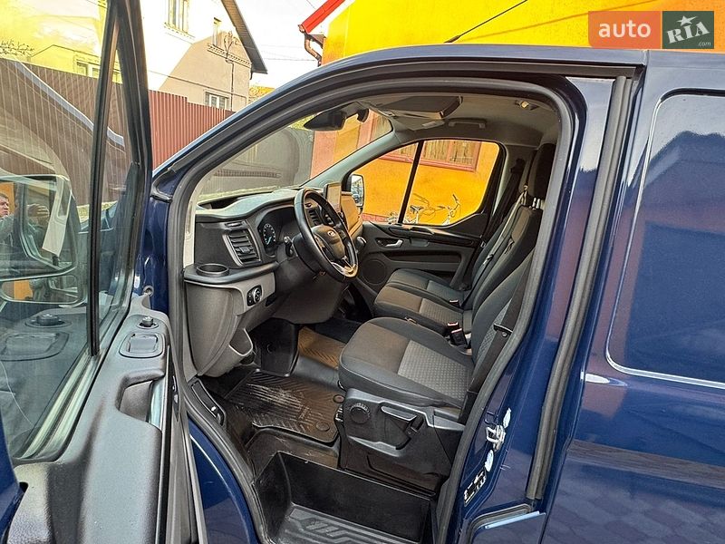 Вантажний фургон Ford Transit Custom 2021 в Рівному