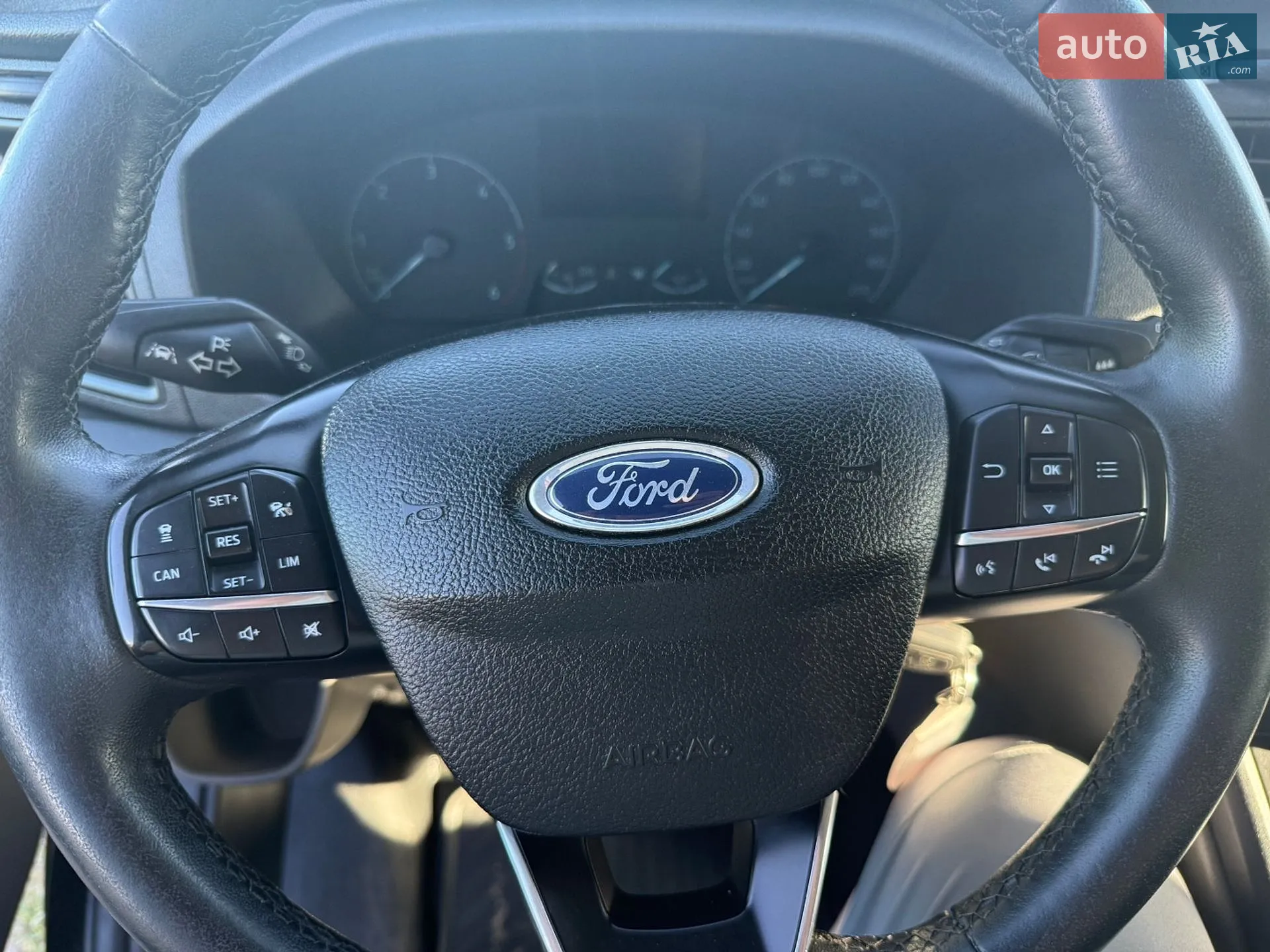 2019 Ford Transit Connect - мініатюра 25