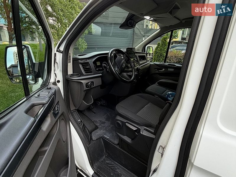Мікроавтобус вантажний (до 3,5т) Ford Transit Custom 2018 в Дніпрі