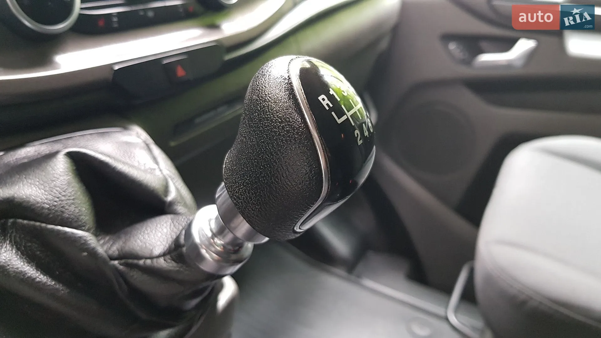 2020 Ford Transit Connect - мініатюра 32