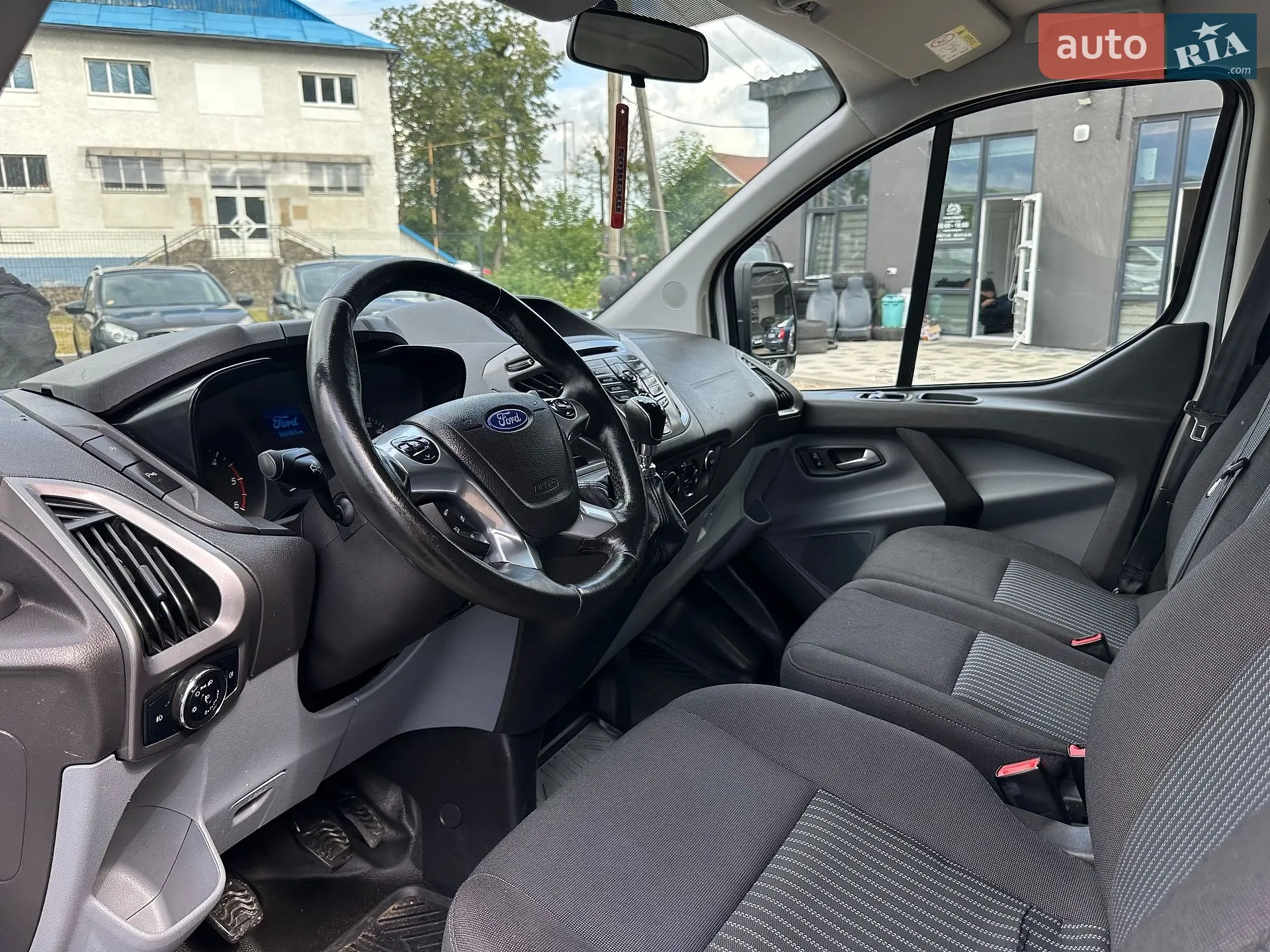 2017 Ford Transit Connect - мініатюра 30