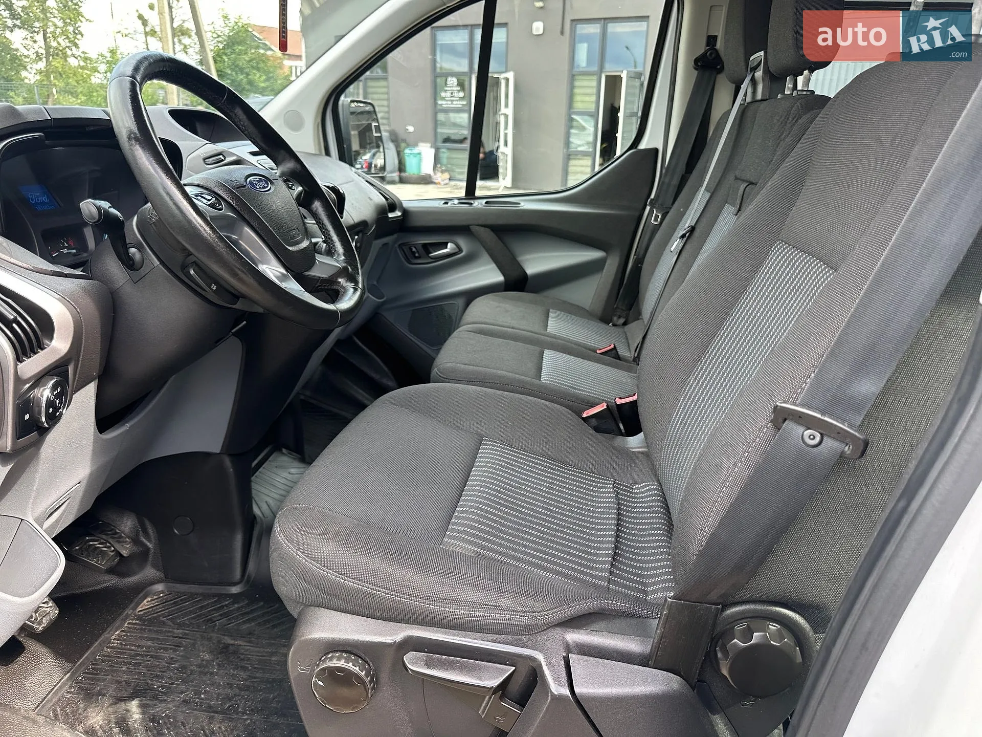 2017 Ford Transit Connect - мініатюра 34