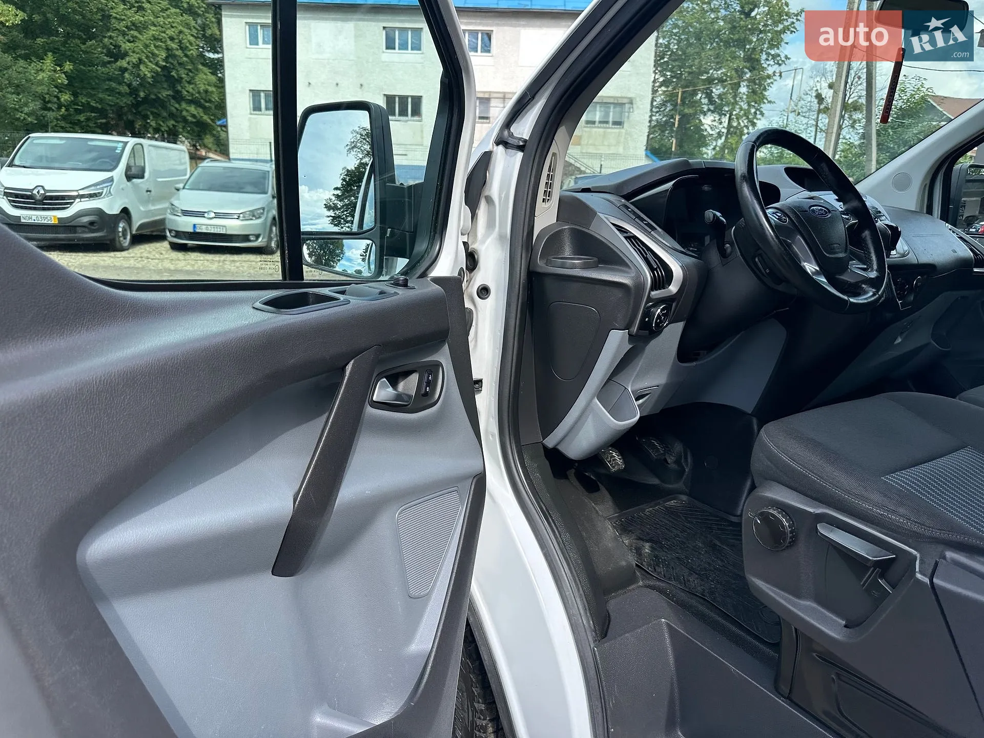 2017 Ford Transit Connect - мініатюра 36