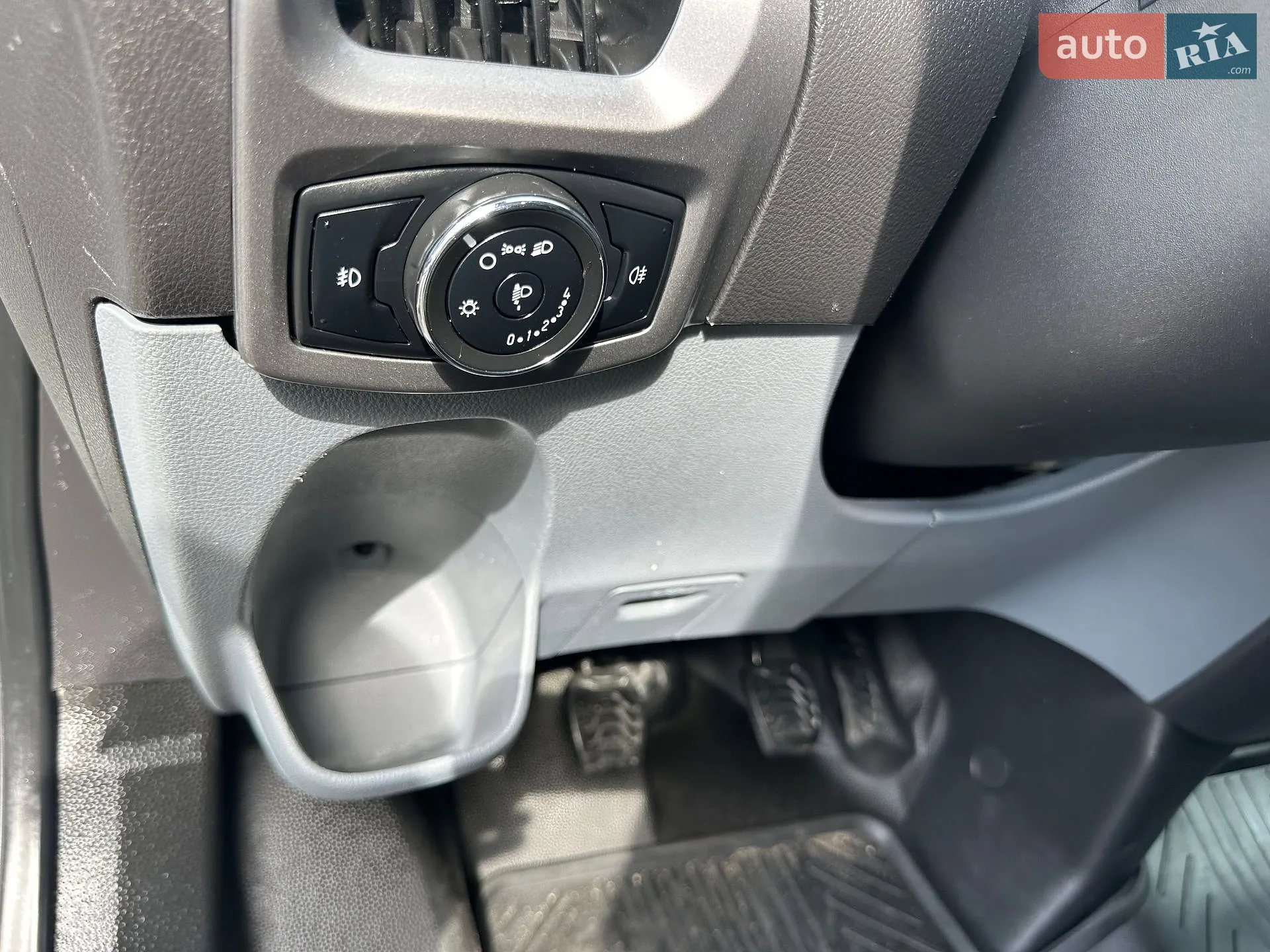 2017 Ford Transit Connect - мініатюра 37