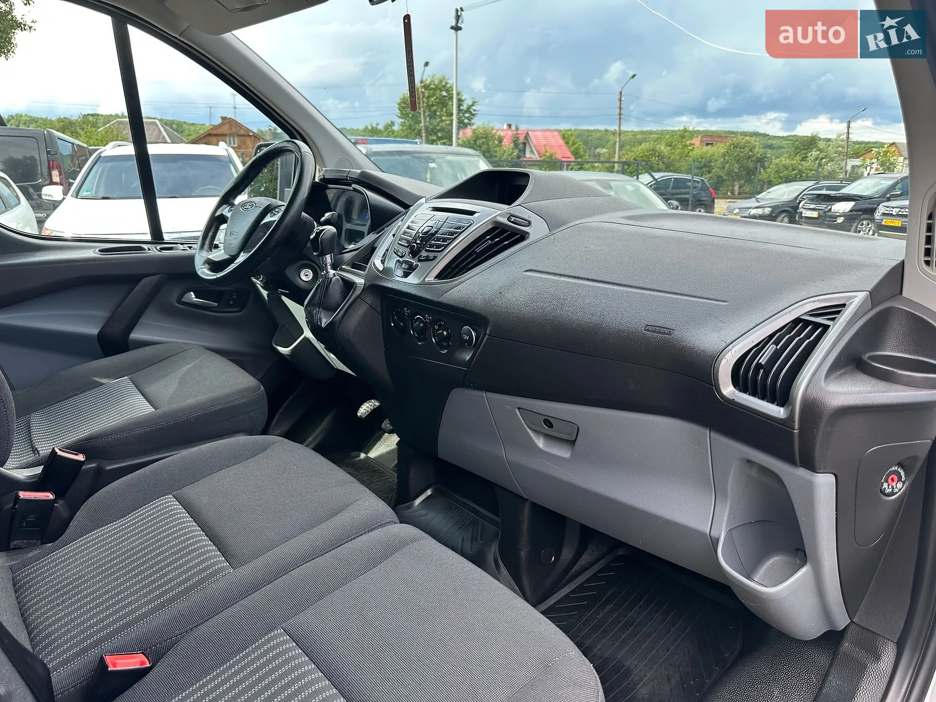 2017 Ford Transit Connect - мініатюра 39