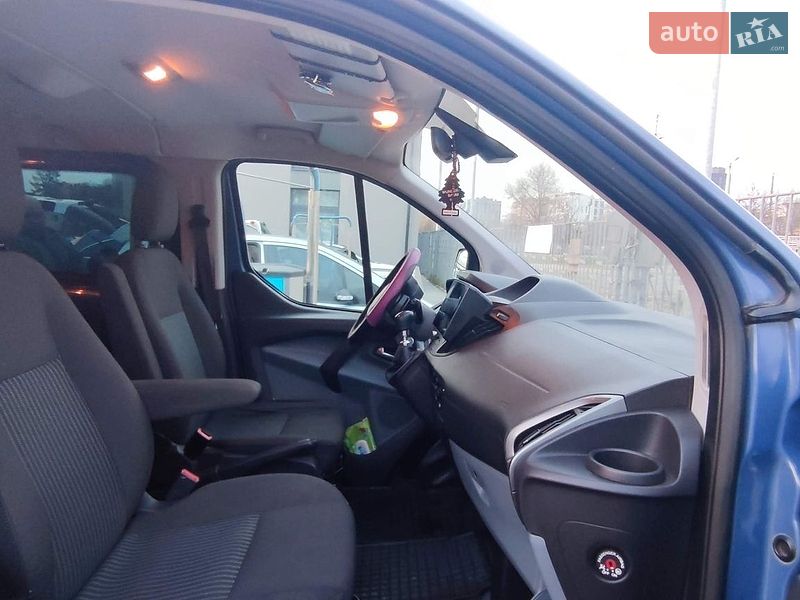 Минивэн Ford Transit Custom 2013 в Львове