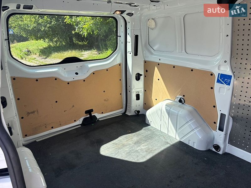 Грузовой фургон Ford Transit Custom 2020 в Киеве фото 28 Грузовой фургон Ford Transit Custom 2020 в Киеве