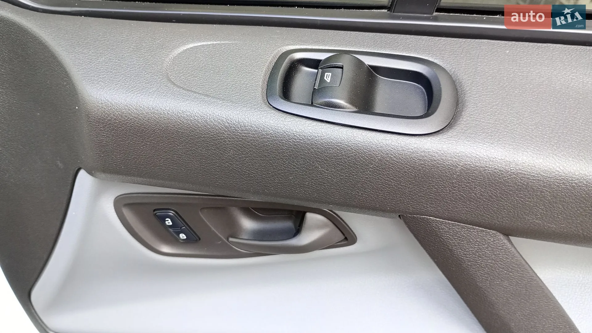 2015 Ford Transit Connect - мініатюра 12