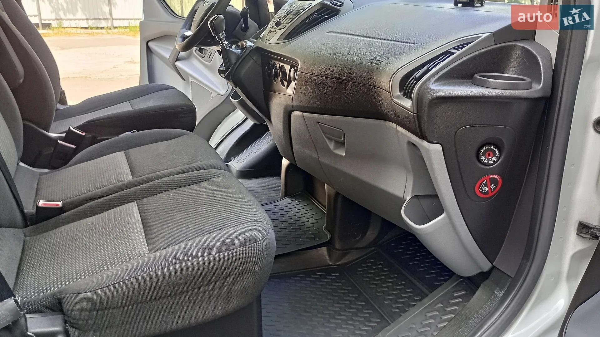 2015 Ford Transit Connect - мініатюра 13