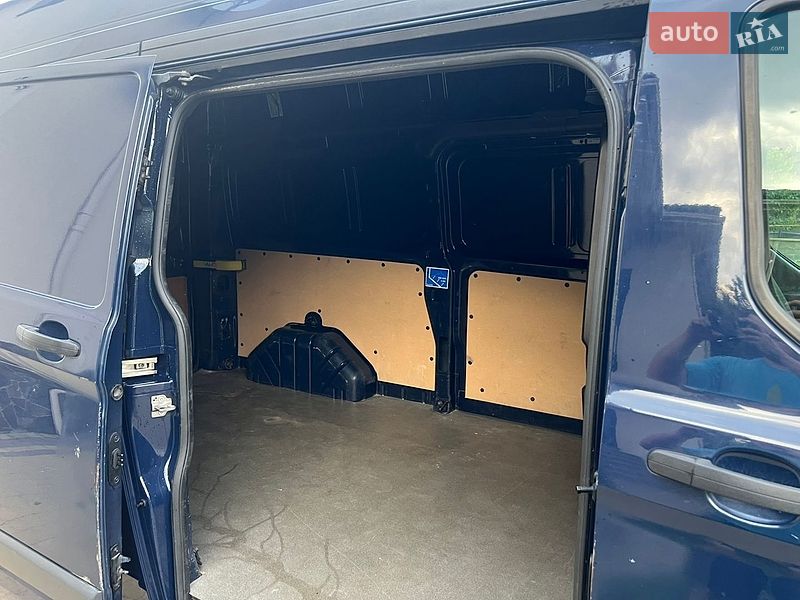 Грузовой фургон Ford Transit Custom 2015 в Ровно фото 12 Грузовой фургон Ford Transit Custom 2015 в Ровно
