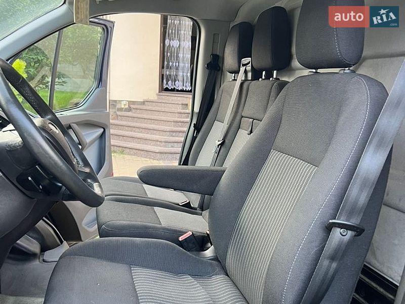 Грузовой фургон Ford Transit Custom 2015 в Ровно фото 27 Грузовой фургон Ford Transit Custom 2015 в Ровно