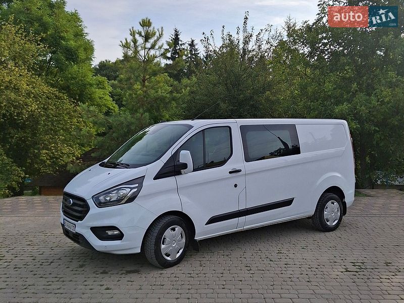 Вантажопасажирський фургон Ford Transit Custom 2019 в Хоросткові