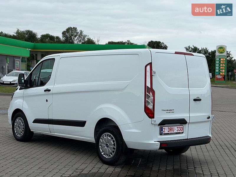 Вантажний фургон Ford Transit Custom 2023 в Радивиліві