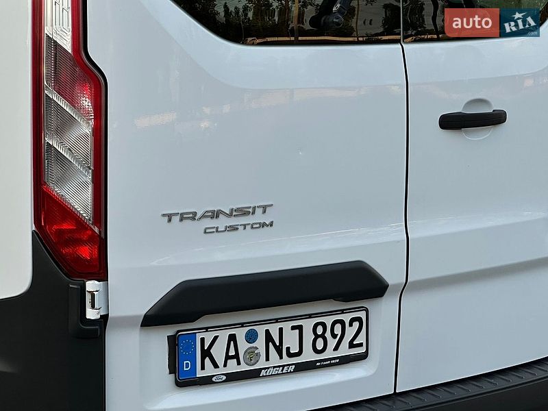 Минивэн Ford Transit Custom 2015 в Самборе