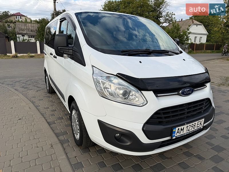 Минивэн Ford Transit Custom 2014 в Малине