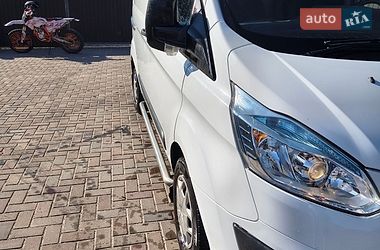 Вантажний фургон Ford Transit Custom 2016 в Дубні