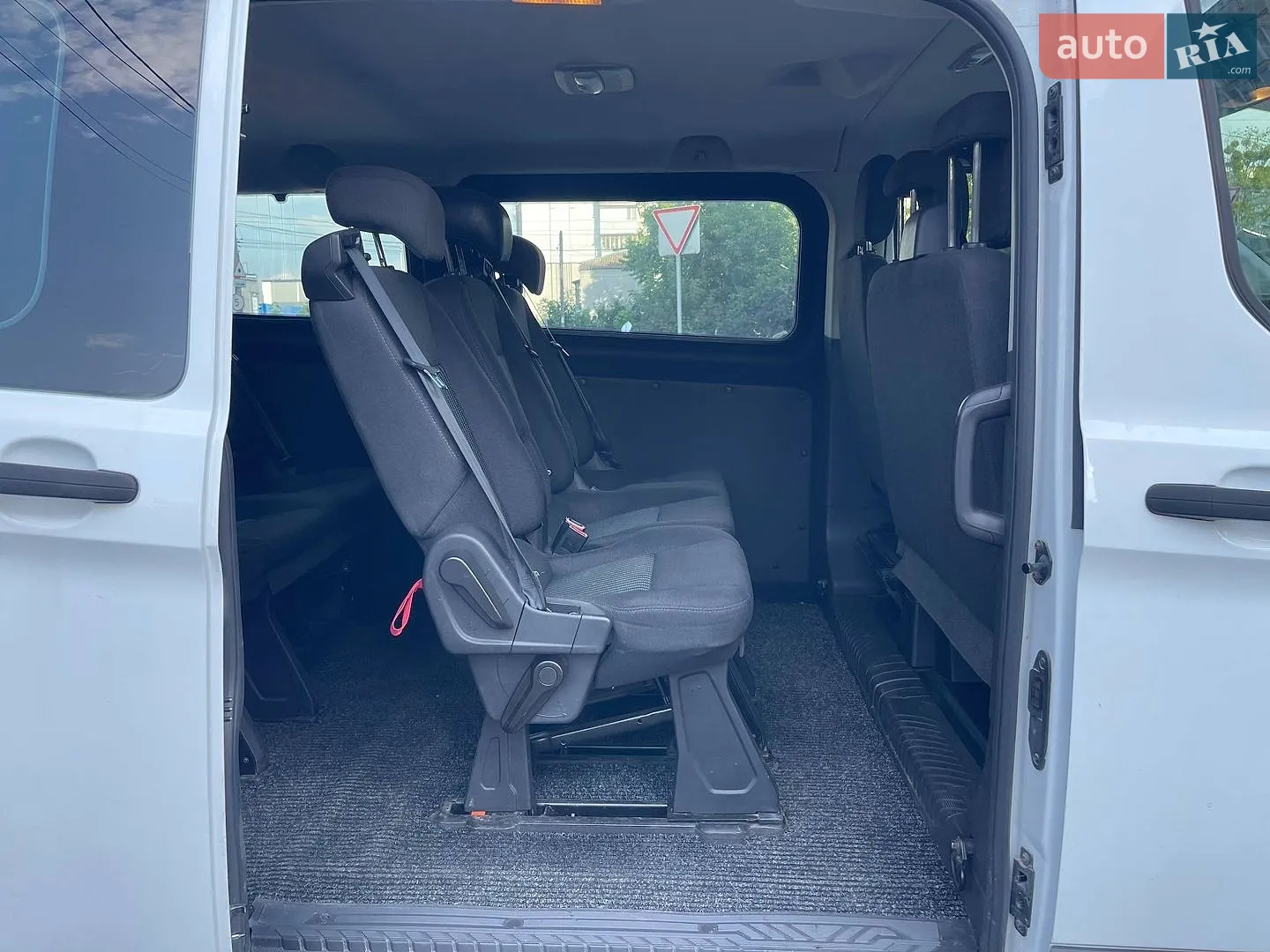 2017 Ford Transit Connect - мініатюра 11