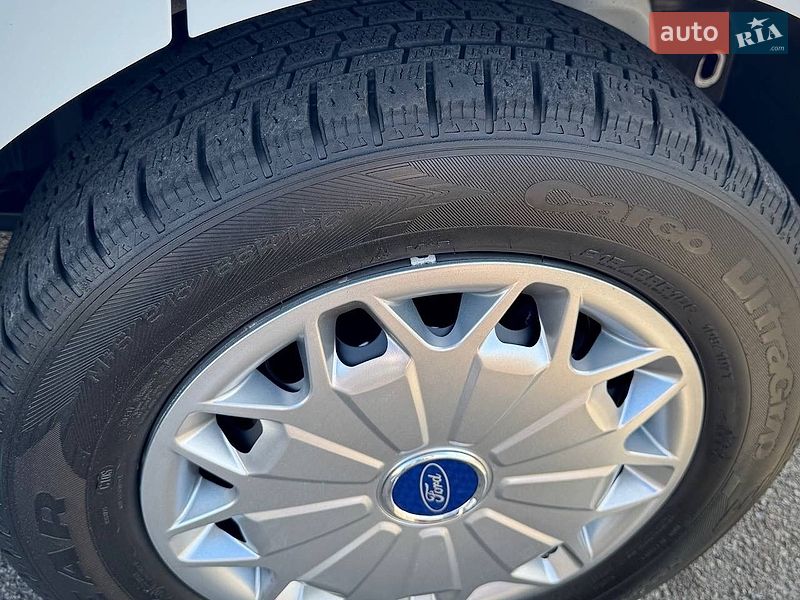 Грузовой фургон Ford Transit Custom 2023 в Киеве