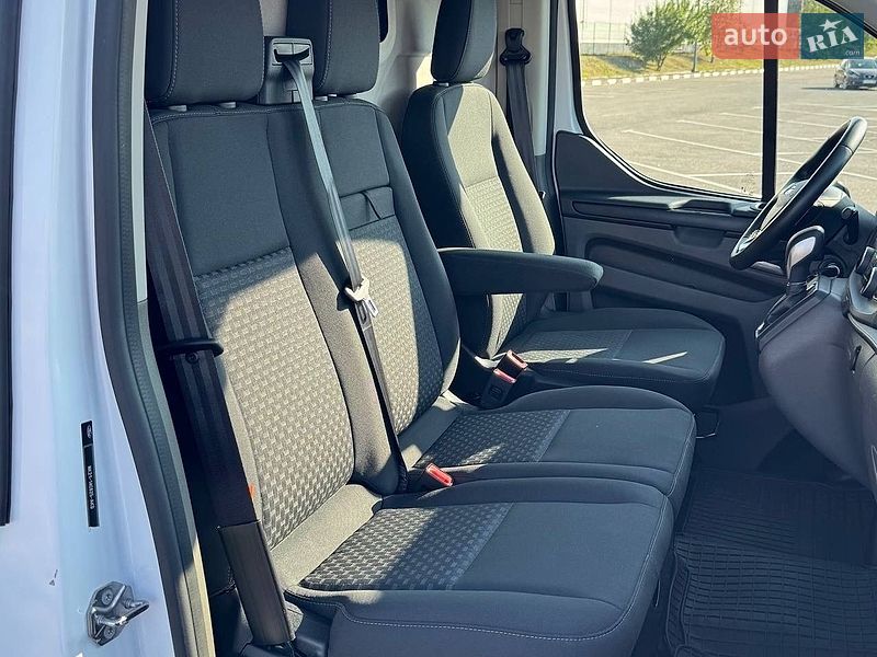 Грузовой фургон Ford Transit Custom 2023 в Киеве