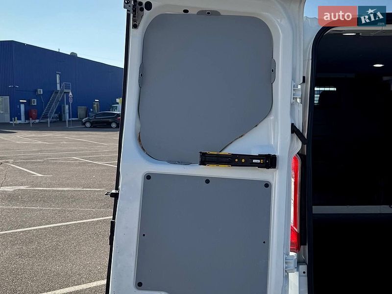 Грузовой фургон Ford Transit Custom 2023 в Киеве
