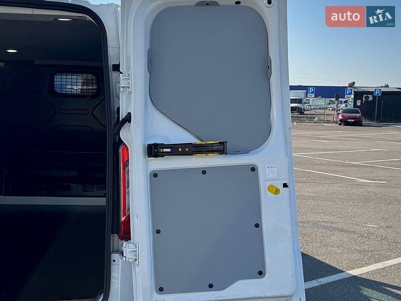 Грузовой фургон Ford Transit Custom 2023 в Киеве