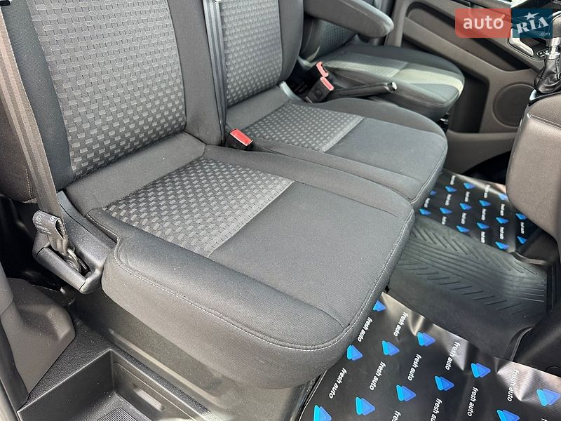 Вантажний фургон Ford Transit Custom 2021 в Рівному