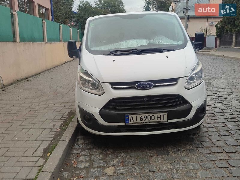Мінівен Ford Transit Custom 2015 в Чернівцях