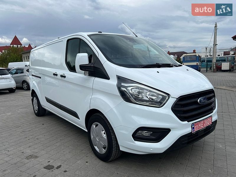 Вантажний фургон Ford Transit Custom 2018 в Бродах