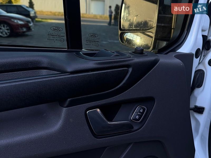 Вантажний фургон Ford Transit Custom 2018 в Харкові фото 33 Вантажний фургон Ford Transit Custom 2018 в Харкові