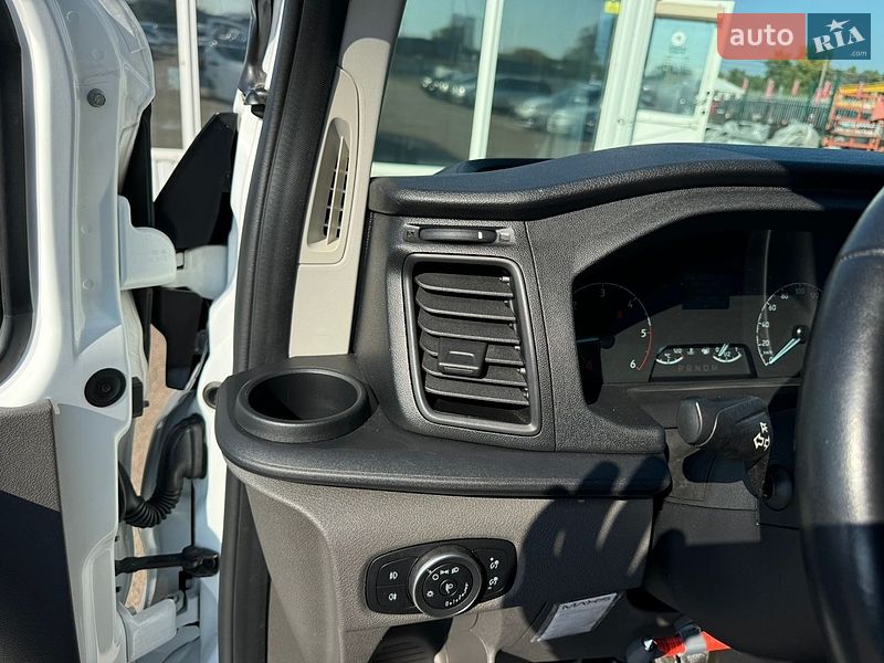 Мінівен Ford Transit Custom 2021 в Києві фото 81 Мінівен Ford Transit Custom 2021 в Києві